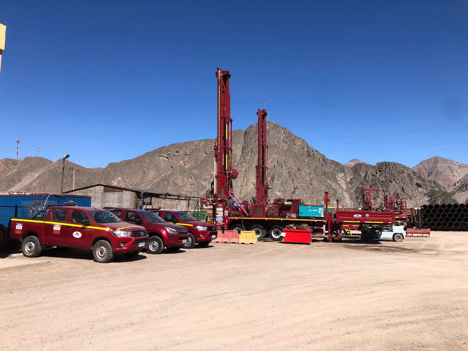 Flota de perforadoras y camionetas Andinor